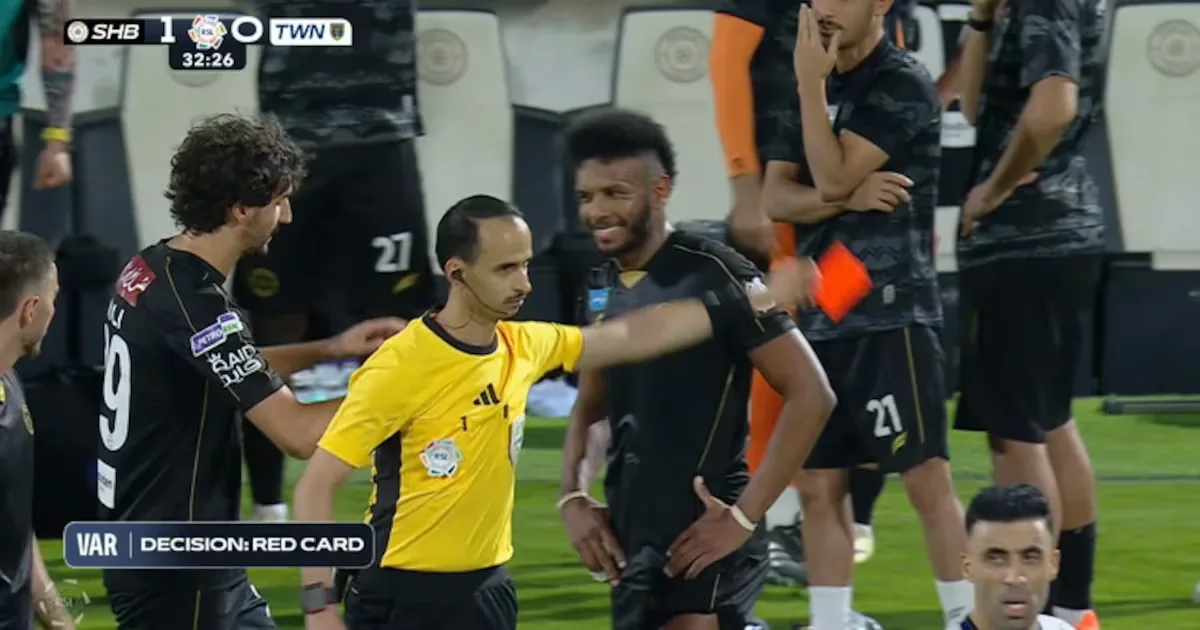Corinthians fica a um ponto da zona de rebaixamento após goleada do Palmeiras