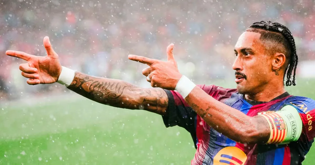 Raphinha pode desafiar sete marcas históricas de Messi no Barcelona