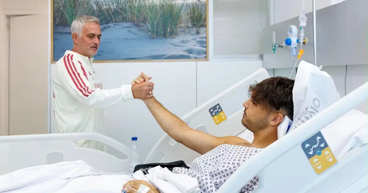 Estafe de Raúl Asencio critica demora do Real Madrid em autorizar cirurgia