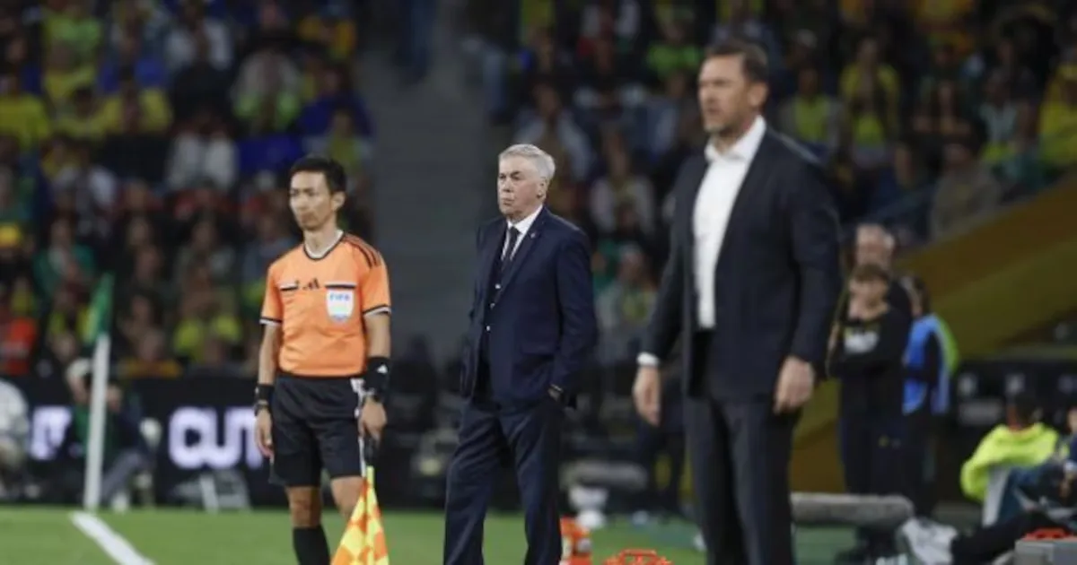 Ancelotti mantém 4-2-4 e 4-3-3 como alternativas no Brasil
