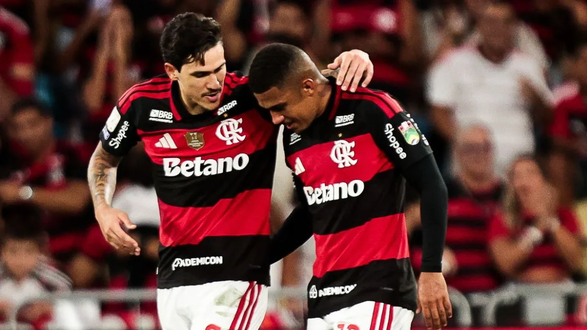 Flamengo mira reta decisiva com semifinais da Libertadores e liderança no Brasileiro