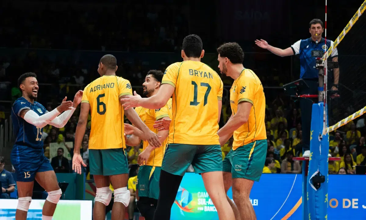 Brasil vence a Bolívia por 3 a 0 e mantém 100% no Sul-Americano