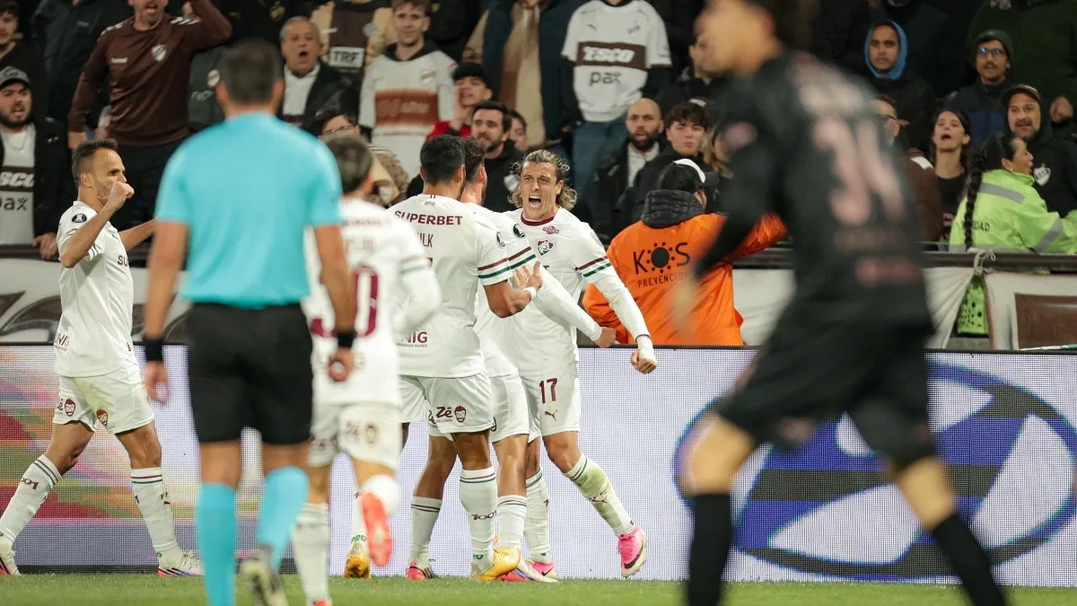 Fluminense confirma vaga e aguarda definição entre LDU e Palmeiras