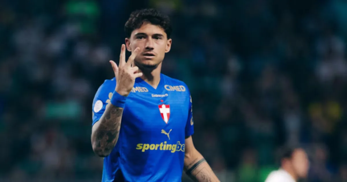 Palmeiras chega a oito convocados, e Martínez entra na lista do Uruguai