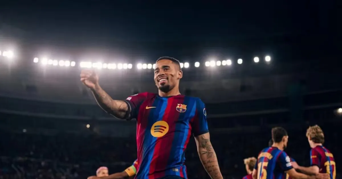 Gabriel Jesus converte todas as finalizações certas pelo Barcelona