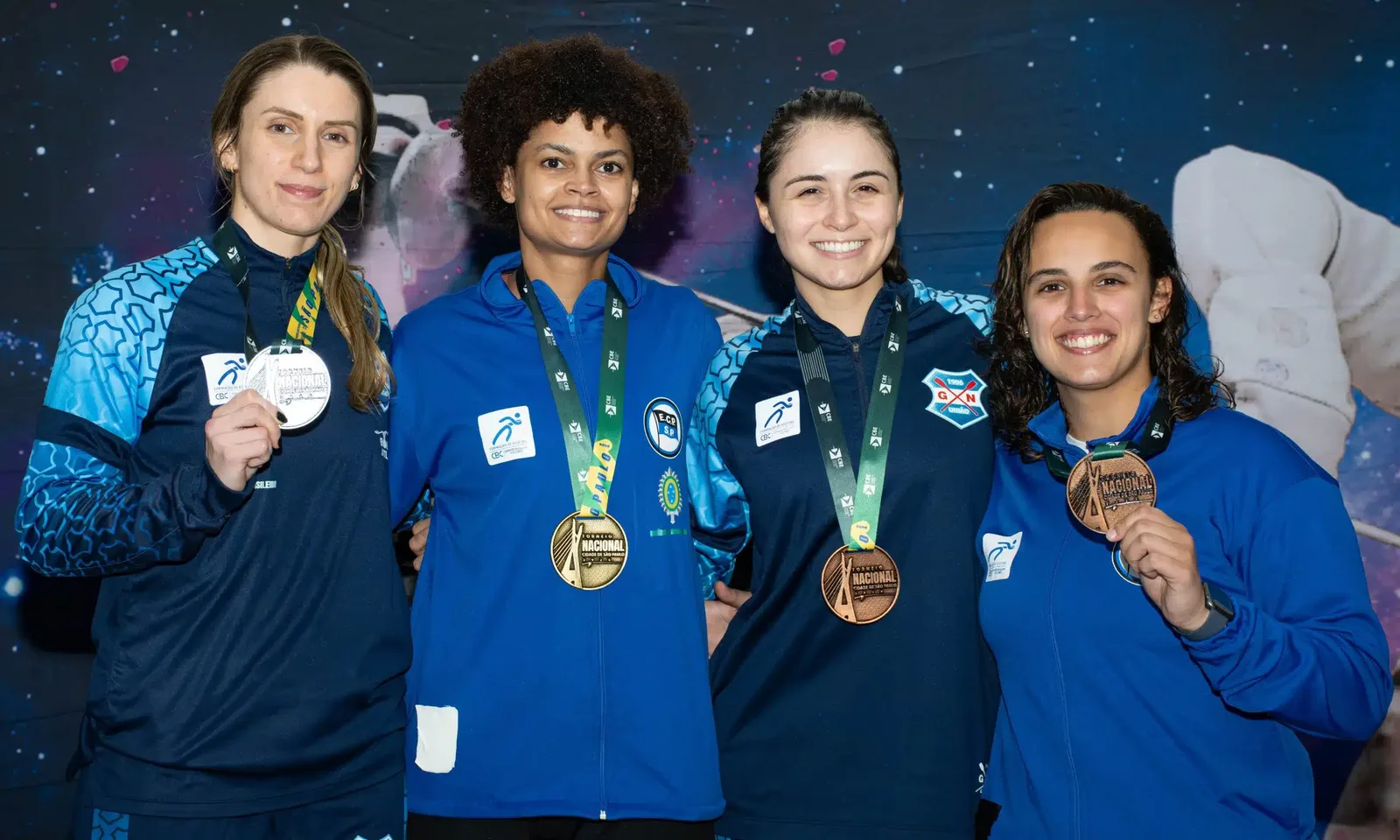 Bia Bulcão vence Mariana Pistoia e leva título nacional no florete