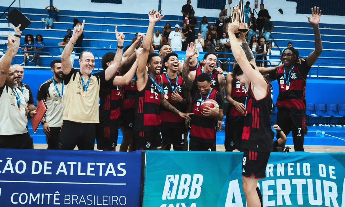 Flamengo vence Brasília e conquista o bicampeonato do Torneio de Abertura