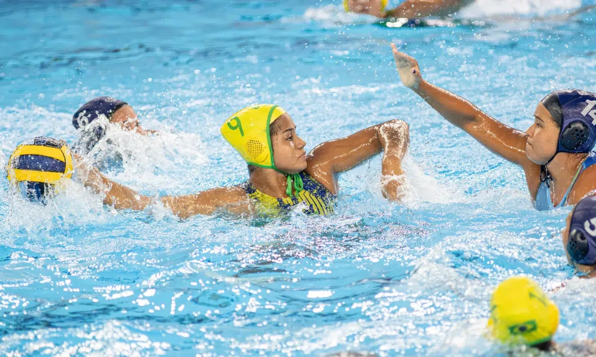 Brasil abre vantagem no saldo e vence três jogos no polo aquático