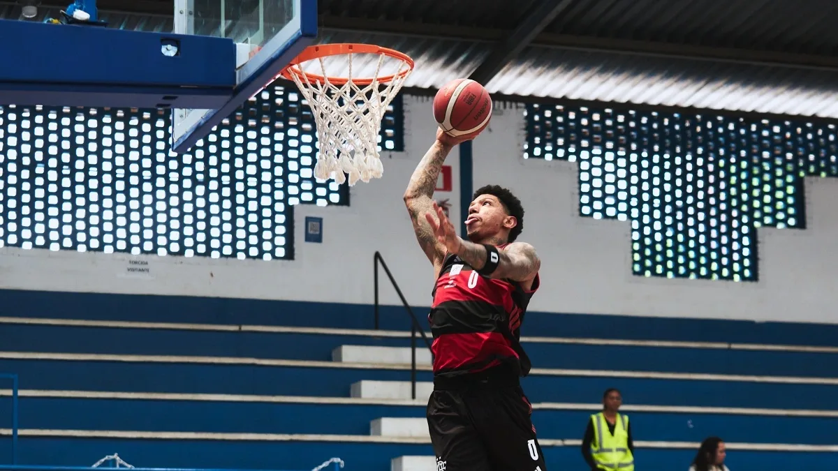 Flamengo abre torneio do NBB com vitória de 99 a 66 sobre o Botafogo
