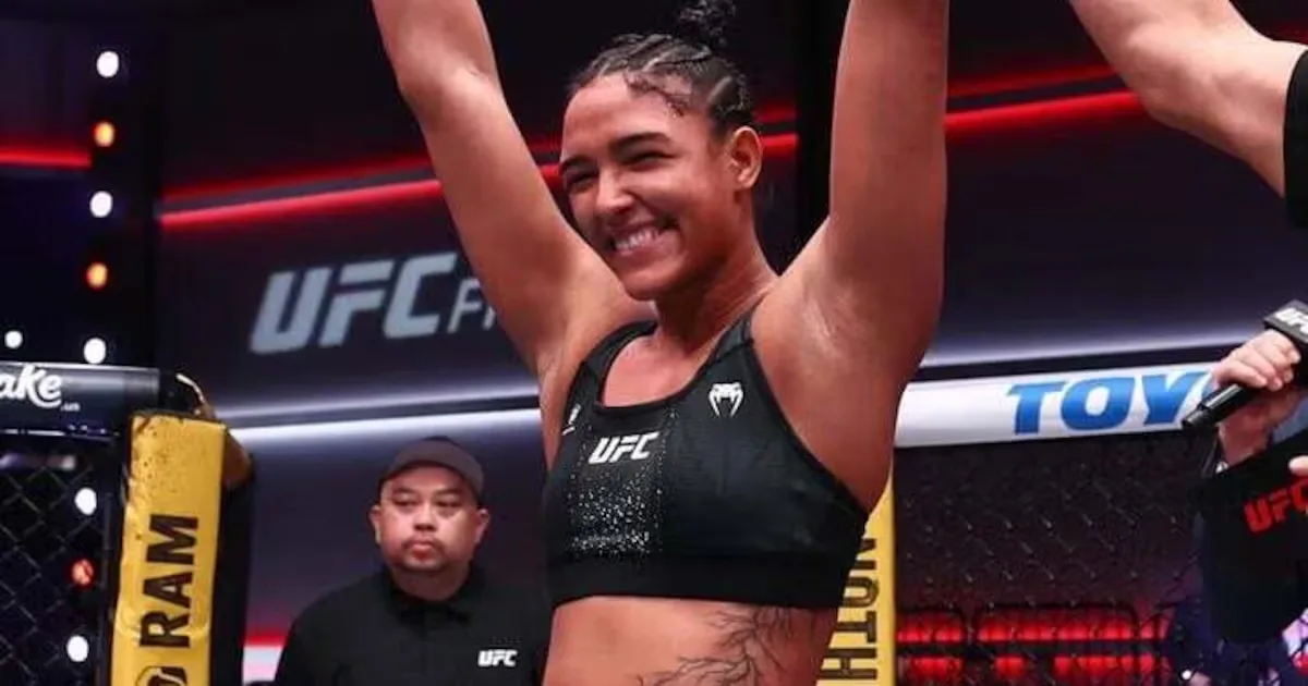 Alice Pereira é premiada por atuação no UFC Vegas 122