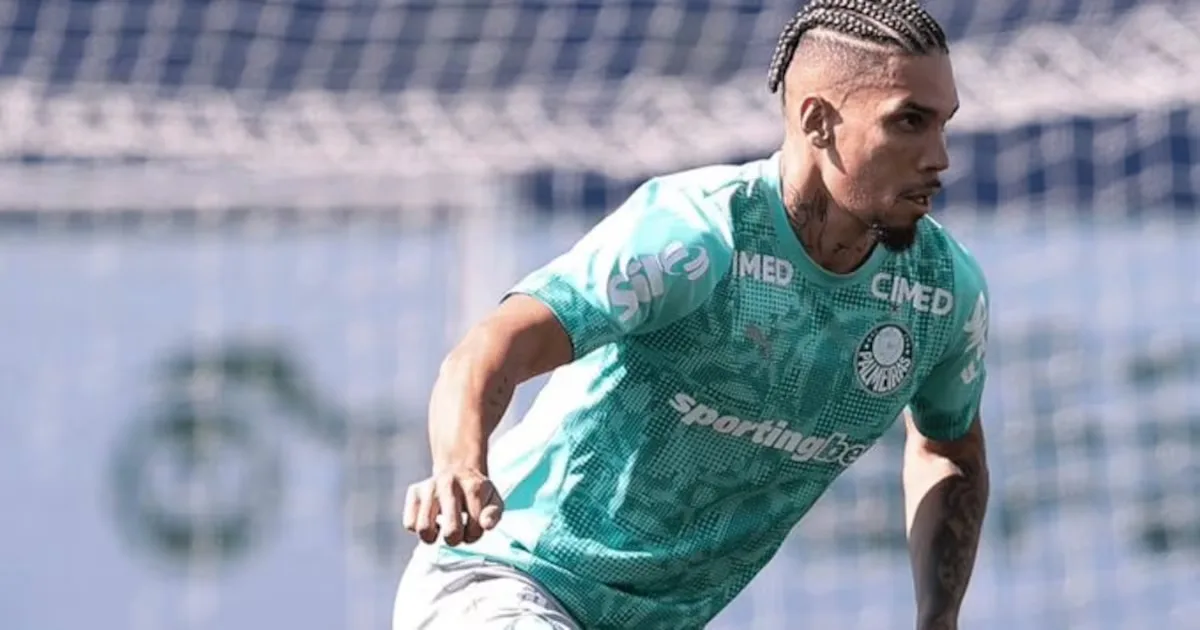 Paulinho mantém trabalhos no Palmeiras enquanto elenco recebe folga
