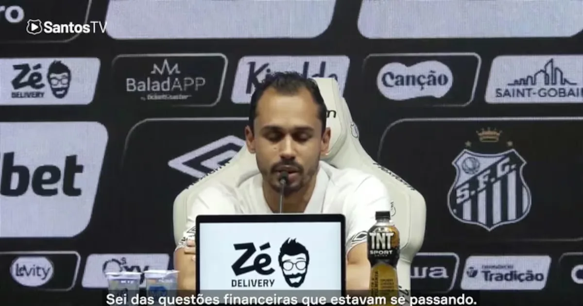 Lima assina com o Santos até dezembro e fala em conquistar título
