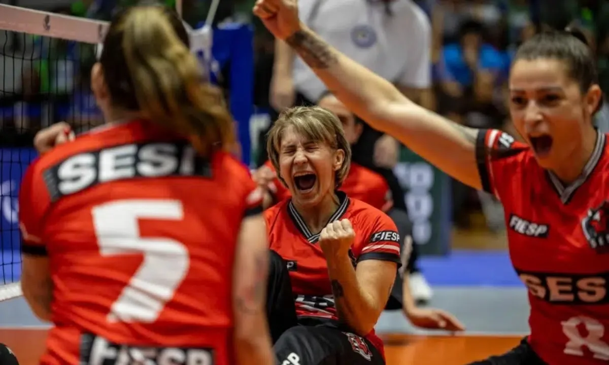 Sesi-SP fecha torneio feminino de vôlei sentado com 20º título de Suellen Lima