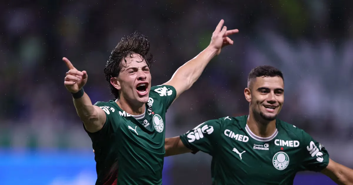 Palmeiras faz 4 a 1 no Corinthians em Dérbi marcado por gol contra