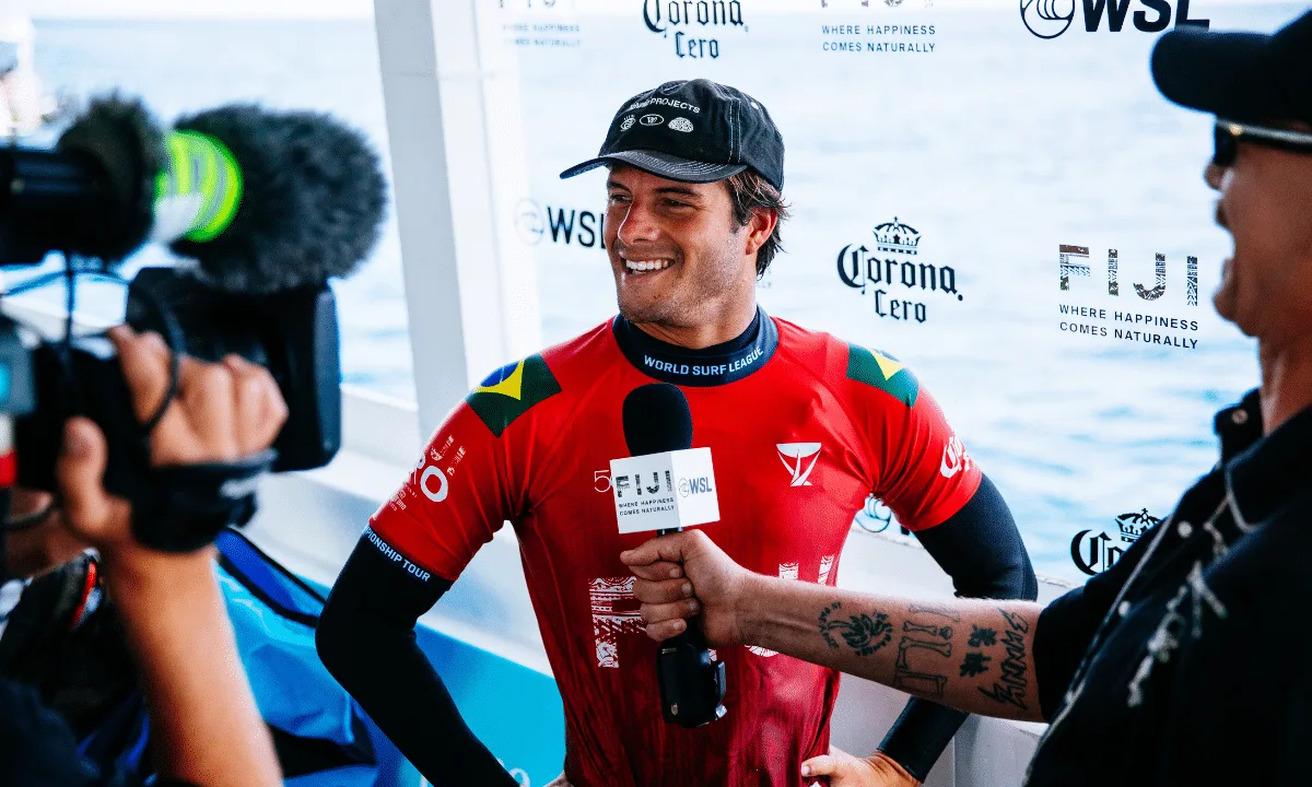 Yago Dora lidera ranking, e quatro brasileiros chegam às quartas em Trestles
