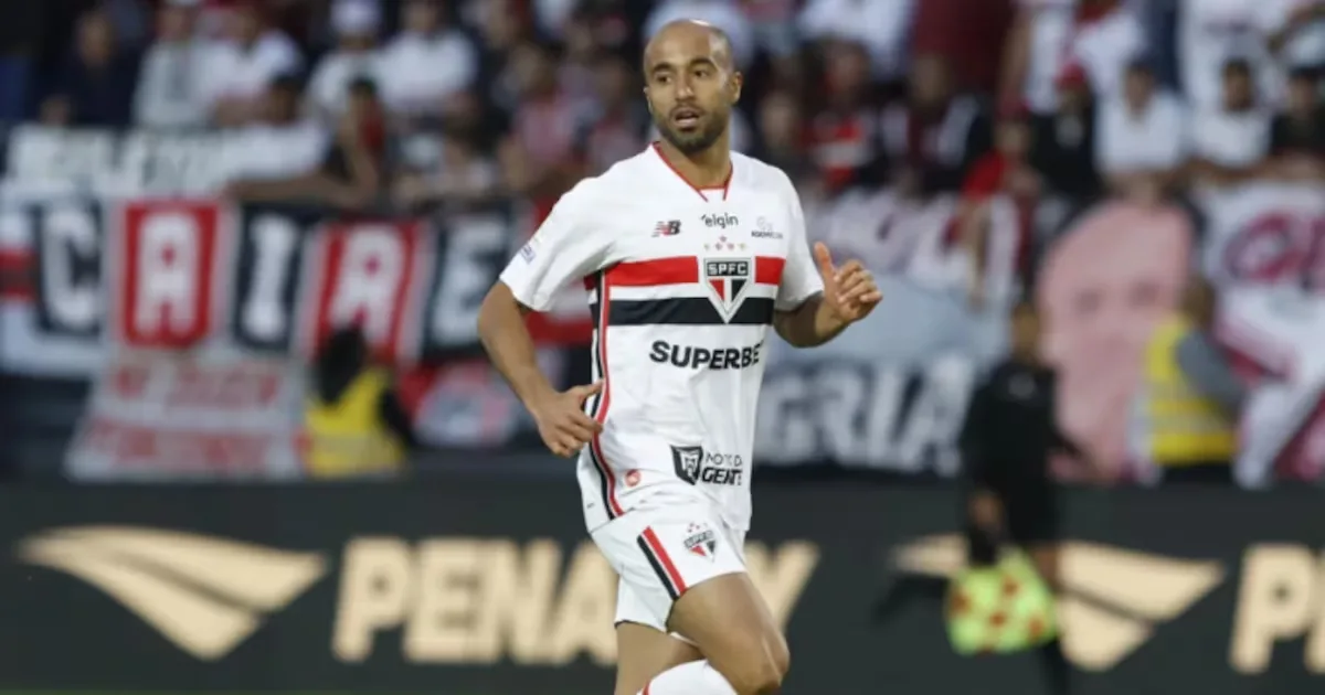 Lucas Moura deixa renovação em aberto após retorno ao São Paulo