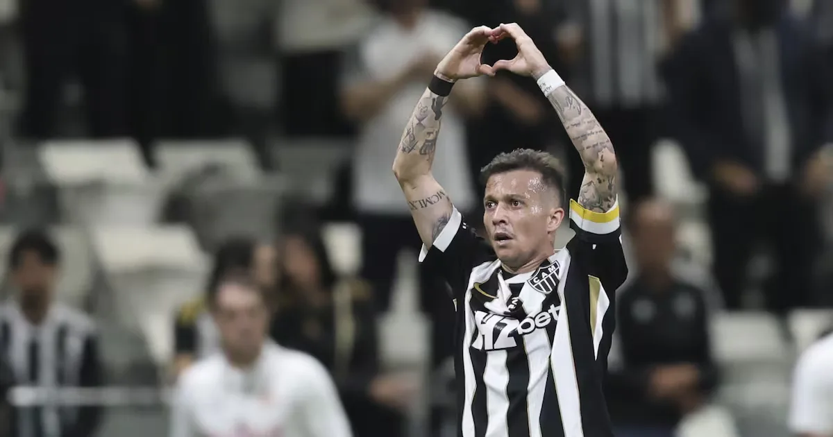 Gabriel Delfim segura vitória do Atlético-MG sobre o Bragantino