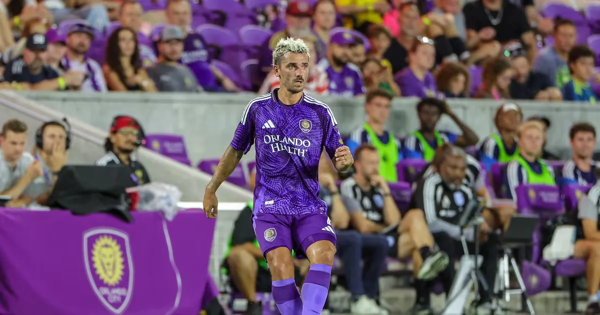 Griezmann decide vitória do Orlando City em noite de calor intenso na MLS