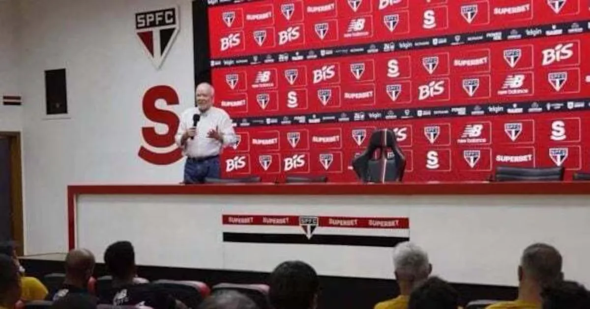 São Paulo mantém pendências de imagem com jogadores do elenco