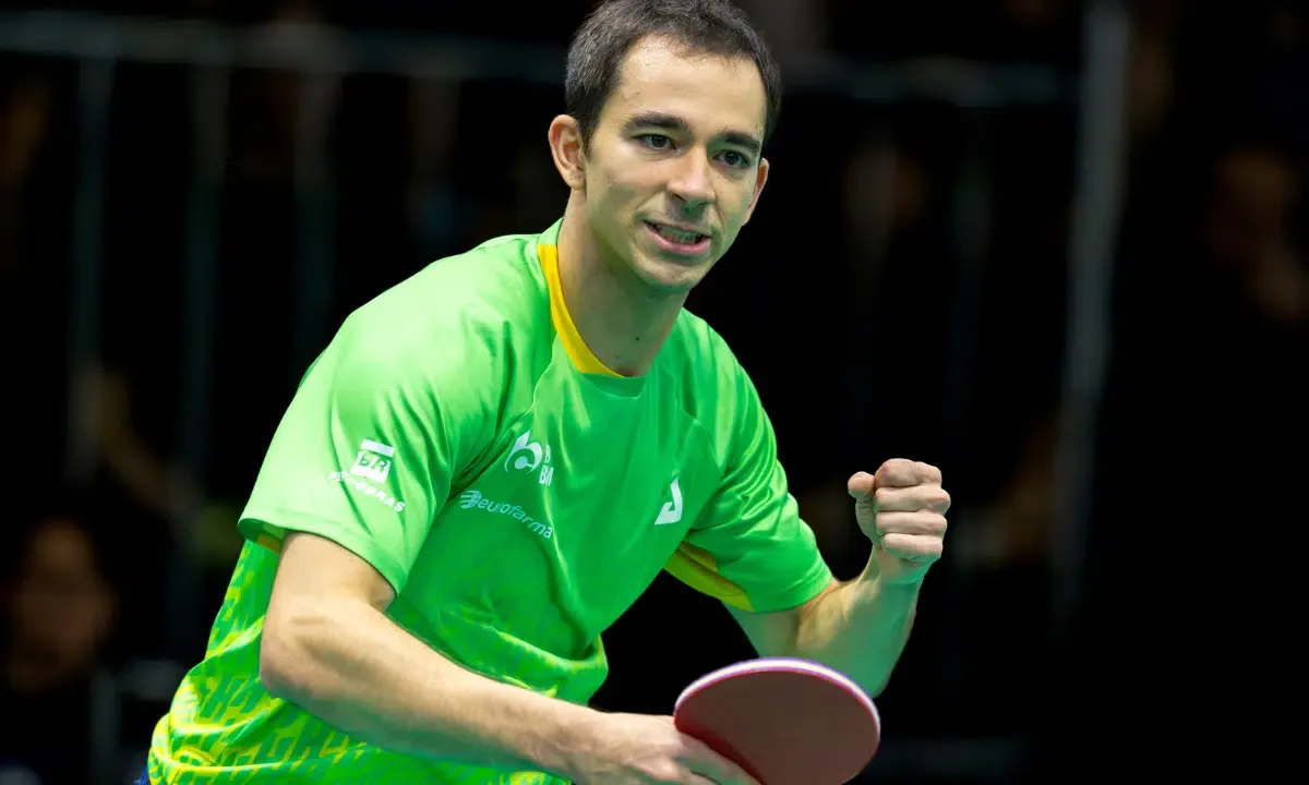 Calderano supera Matsushima em seis sets e enfrenta Kallberg por vaga na final