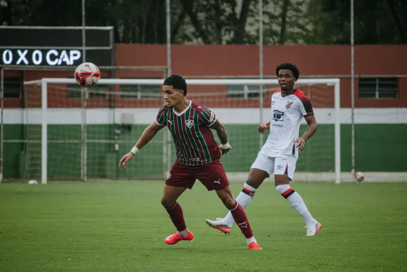 Fluminense mantém vice-liderança após empate sem gols no Sub-17