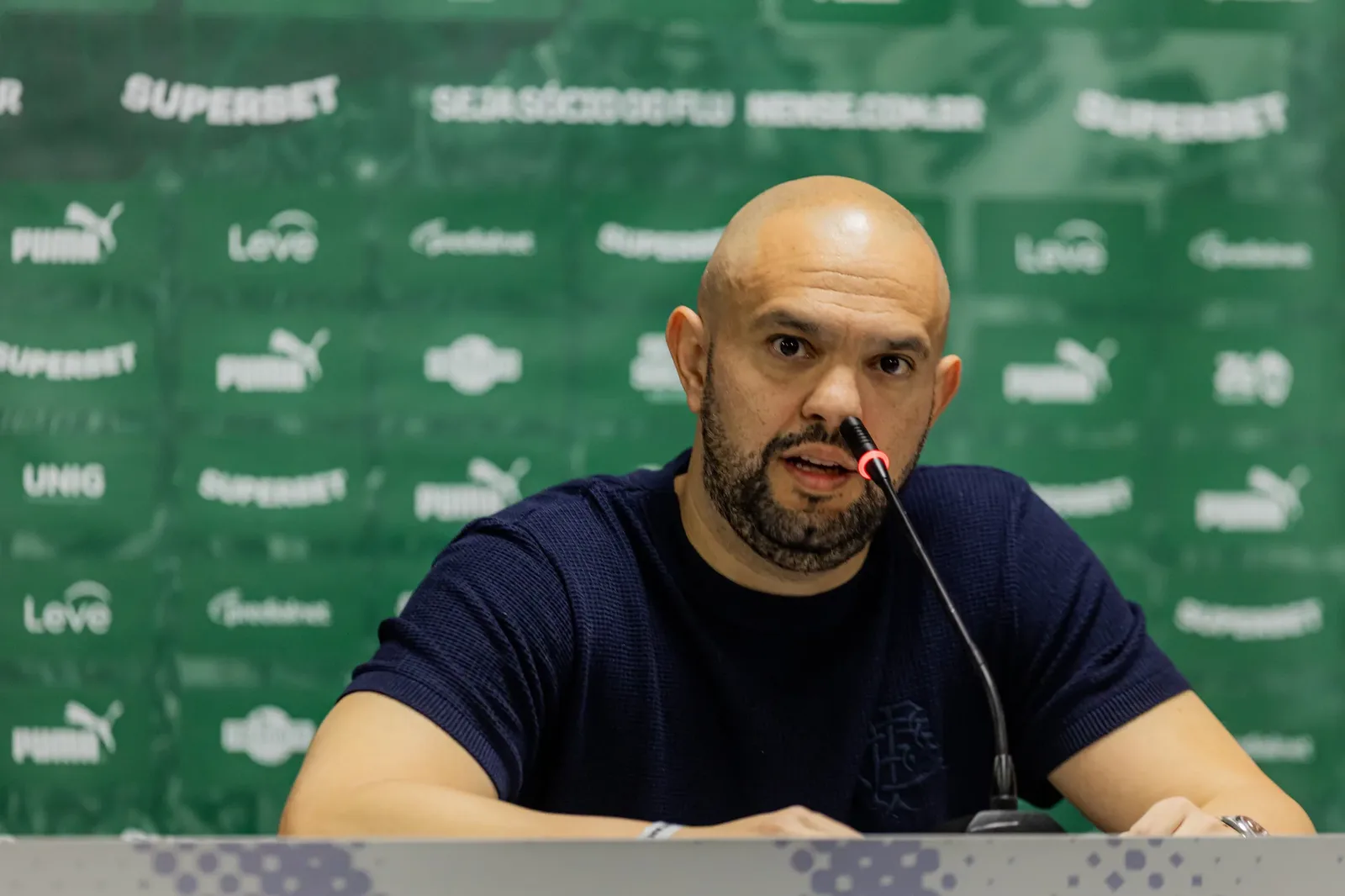 Súmula relata cobrança de presidente do Fluminense à arbitragem no clássico