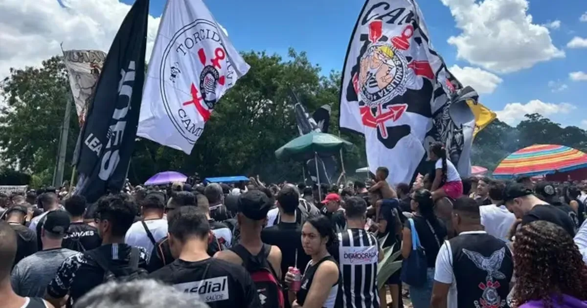 Corinthians chega ao Dérbi com sete derrotas e mobilização no CT