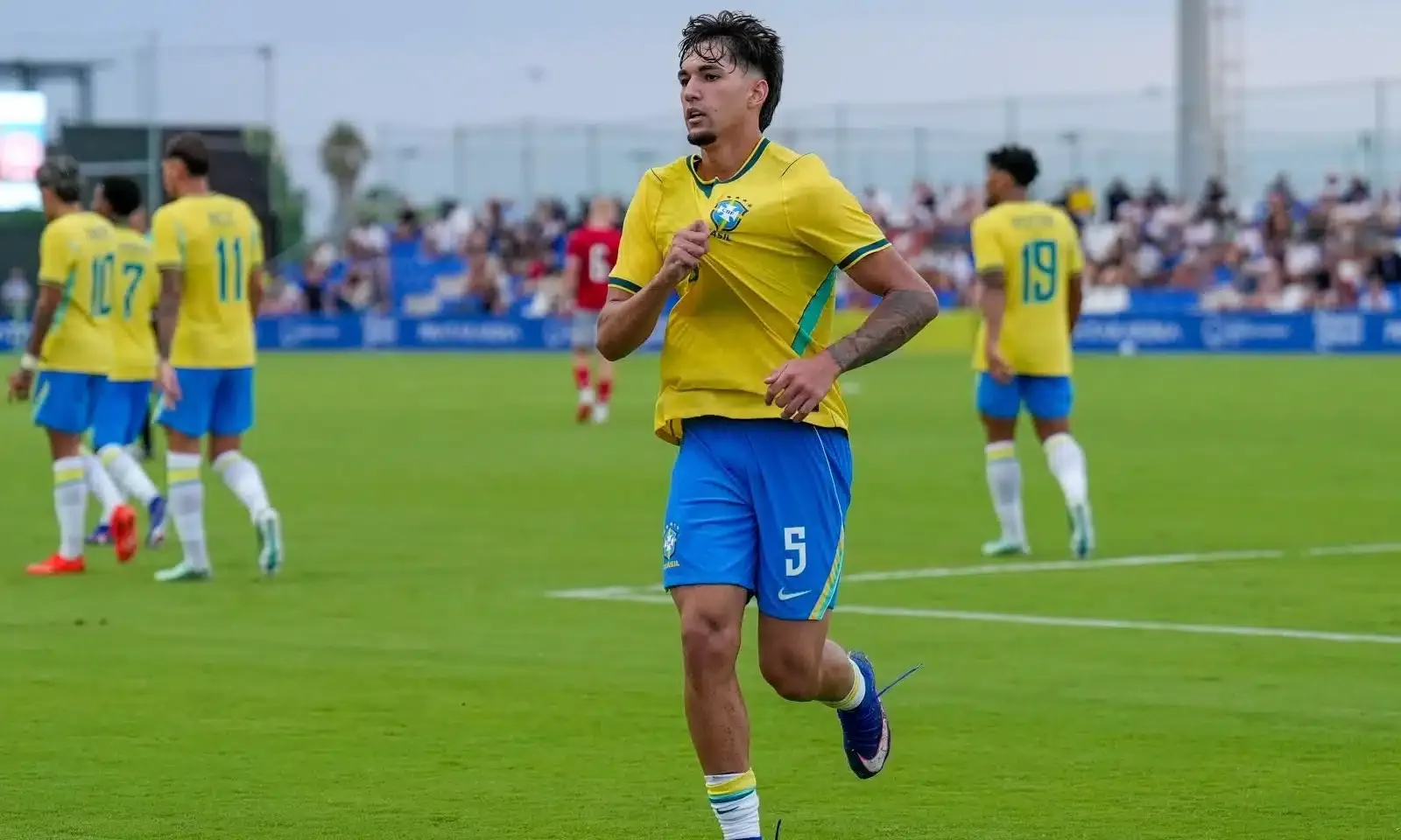 Sub-20 supera empate e bate a Dinamarca em amistoso na Espanha