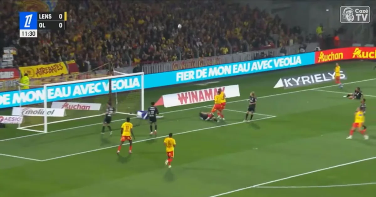 Lens leva a melhor sobre Lyon em duelo da Ligue 1