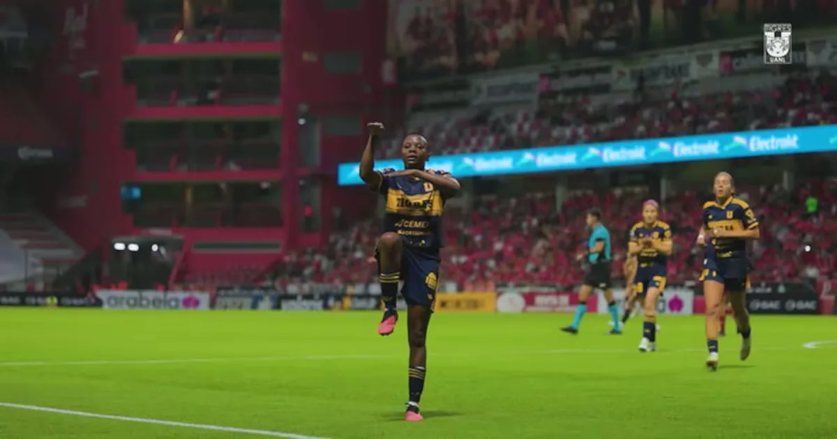 Thembi marca quatro vezes na vitória do Tigres sobre o Toluca