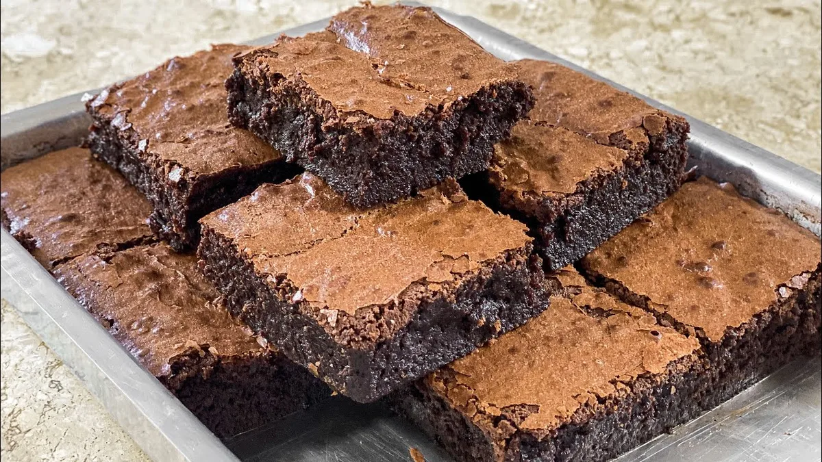 Brownie de grão-de-bico fica pronto sem farinha e açúcar adicionado