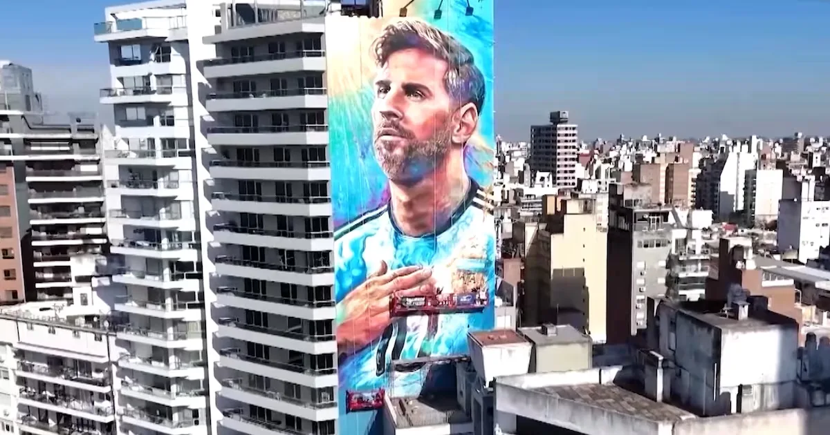Torcedores se emocionam com despedida de Messi da seleção argentina