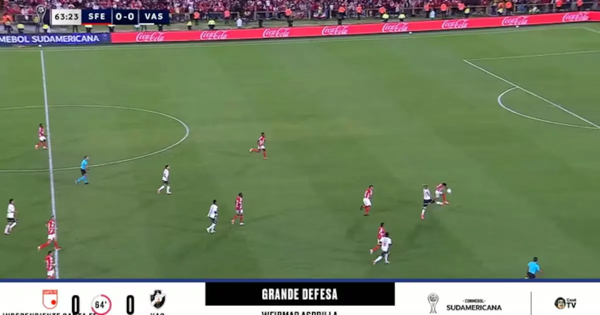Spinelli fica diante do goleiro, mas Vasco não aproveita principal chance