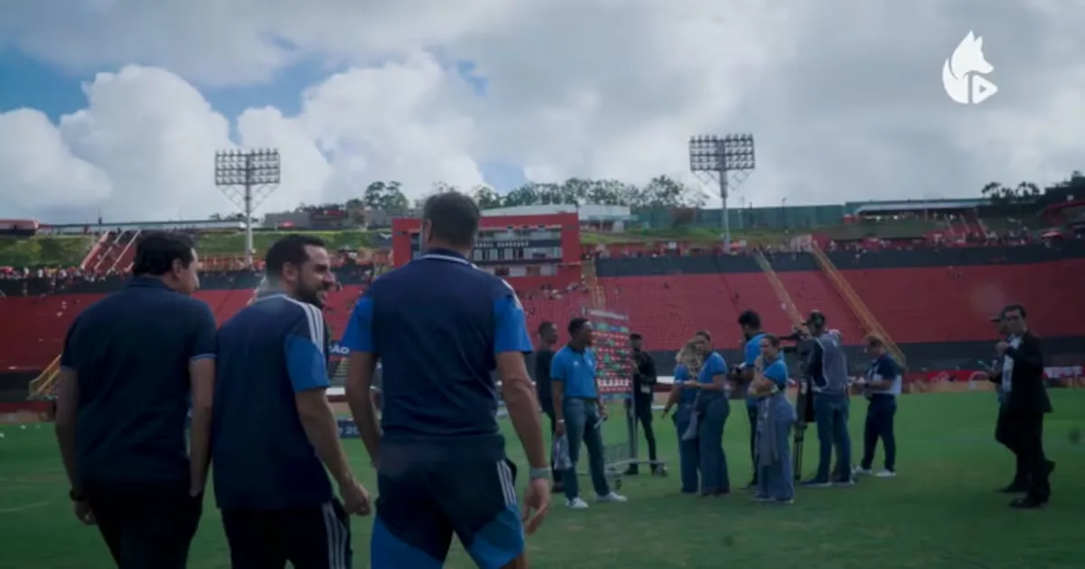 Cruzeiro deixa o Barradão com triunfo de dois gols no Brasileiro