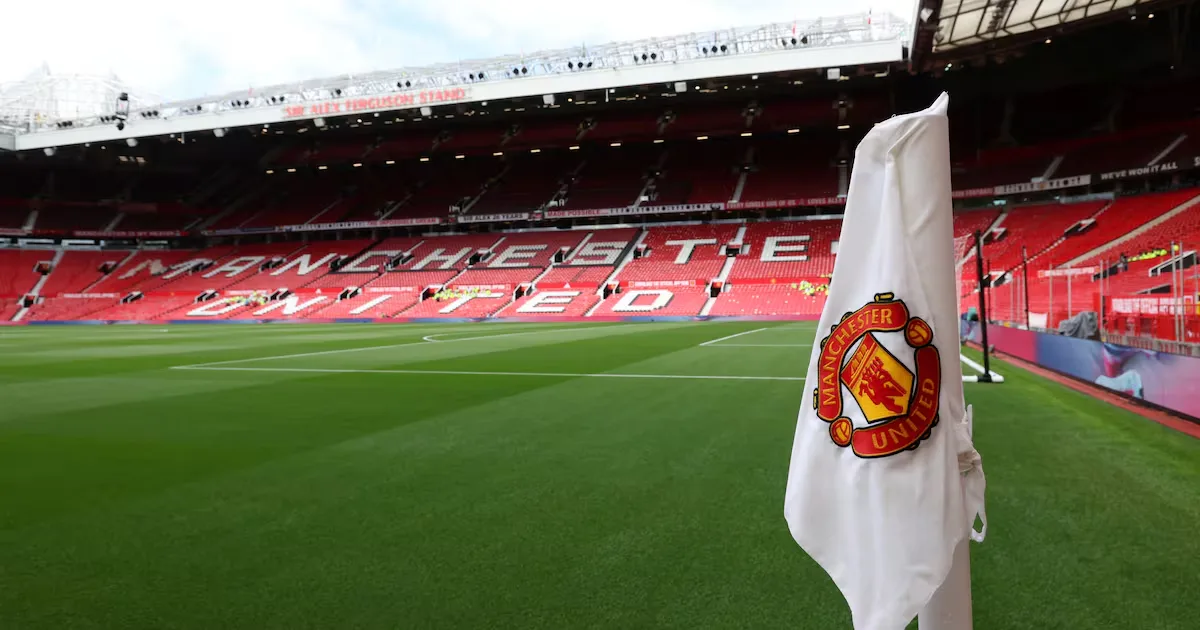 Manchester United registra novo prejuízo e comercializa pedaços de Old Trafford