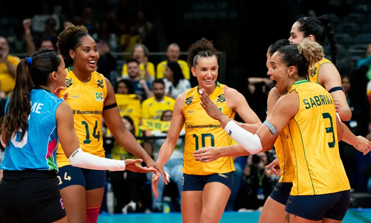 Brasil supera o Peru em sets diretos no Pré-Olímpico de vôlei