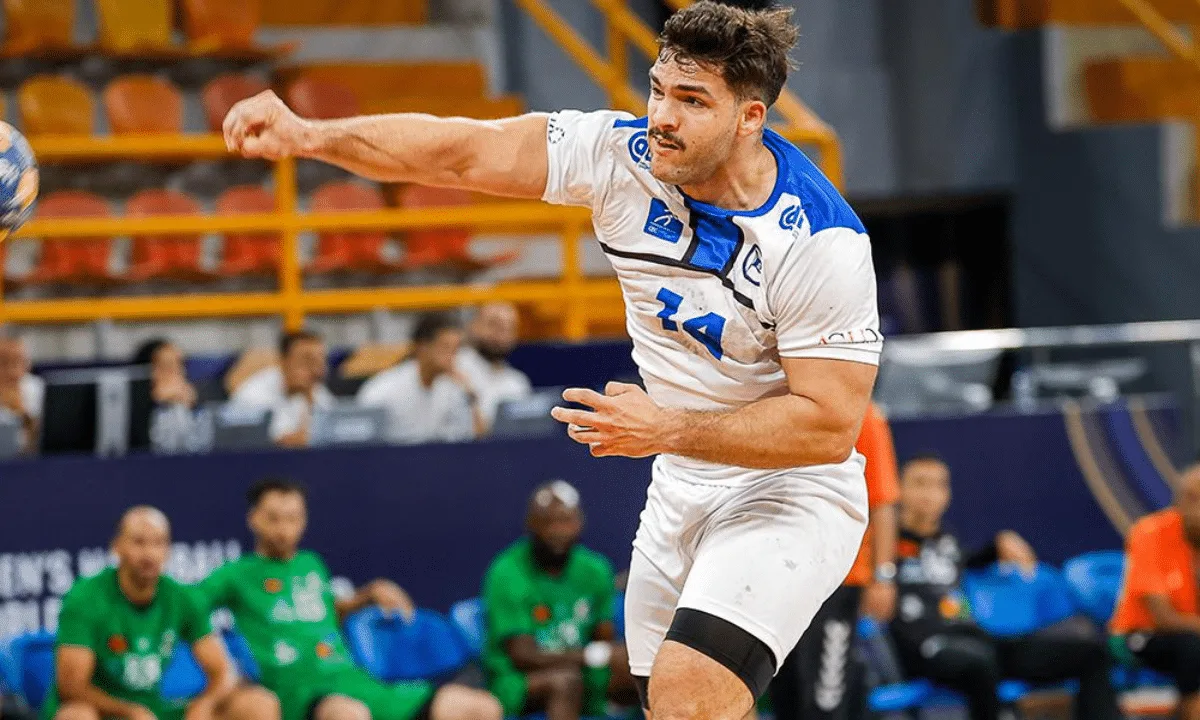 Pinheiros supera Montada e mira líder Zamalek no Mundial de Handebol
