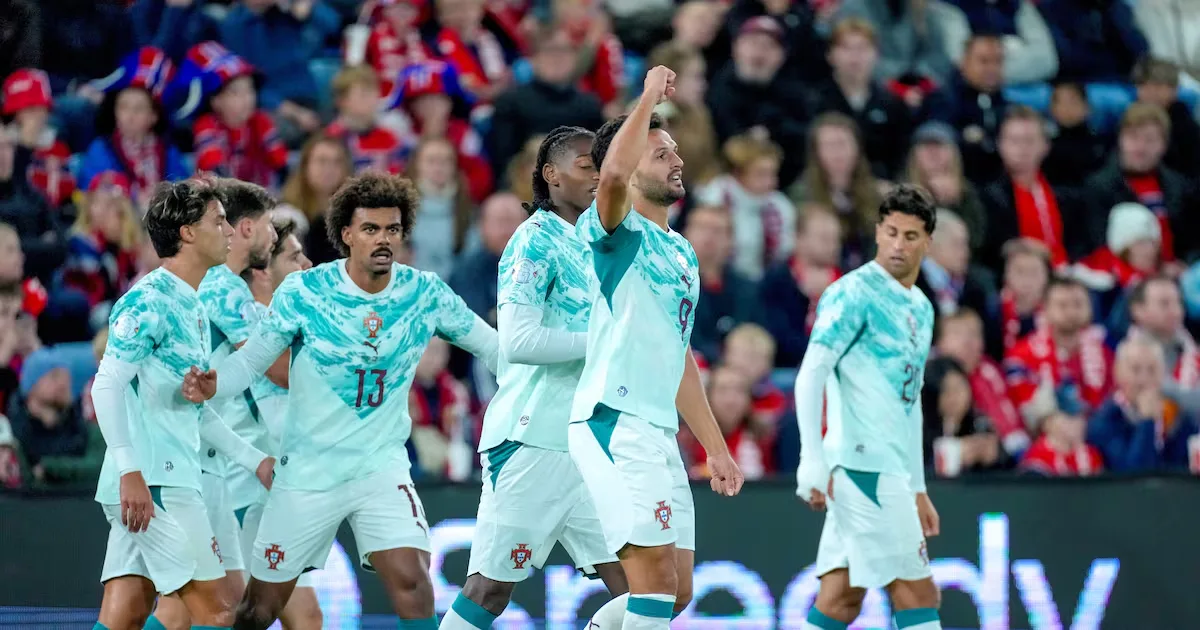 Portugal supera a Dinamarca em Copenhague e lidera grupo da Liga das Nações