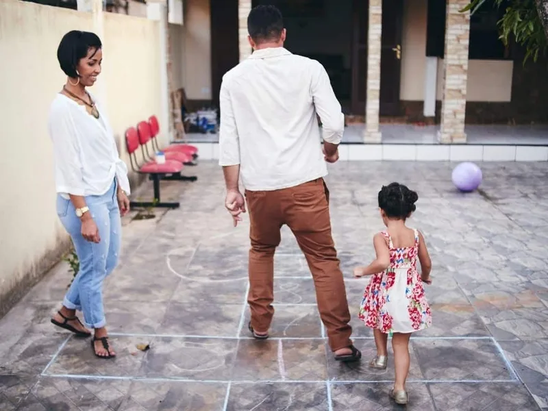 Jogos tradicionais preservam cultura e movimento na infância
