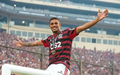 Vinicius Souza explica por que ficou no Wolfsburg após sondagem do Corinthians