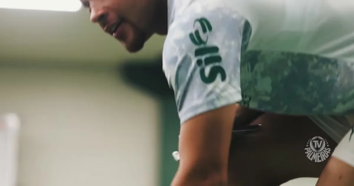 Palmeiras vence São Paulo com gols de Vitor Roque e Murilo