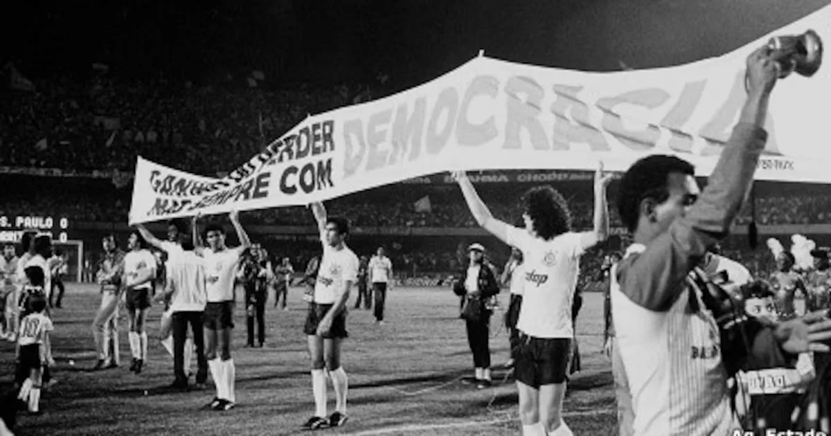 Juninho Fonseca relembra fim da Democracia Corinthiana e banimento do clube