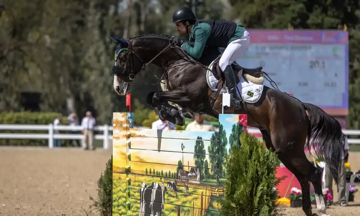 Gabriel Gouveia mira duas rodadas para confirmar liderança no hipismo