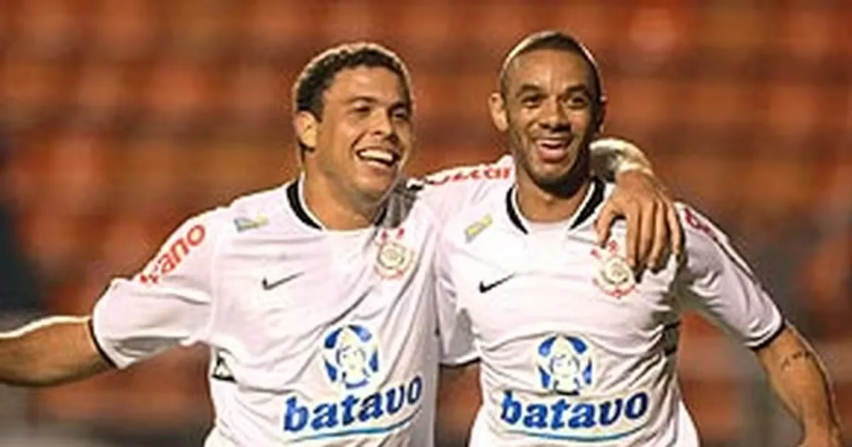 Cristian relembra títulos, parceria com Ronaldo e passagem pelo Grêmio
