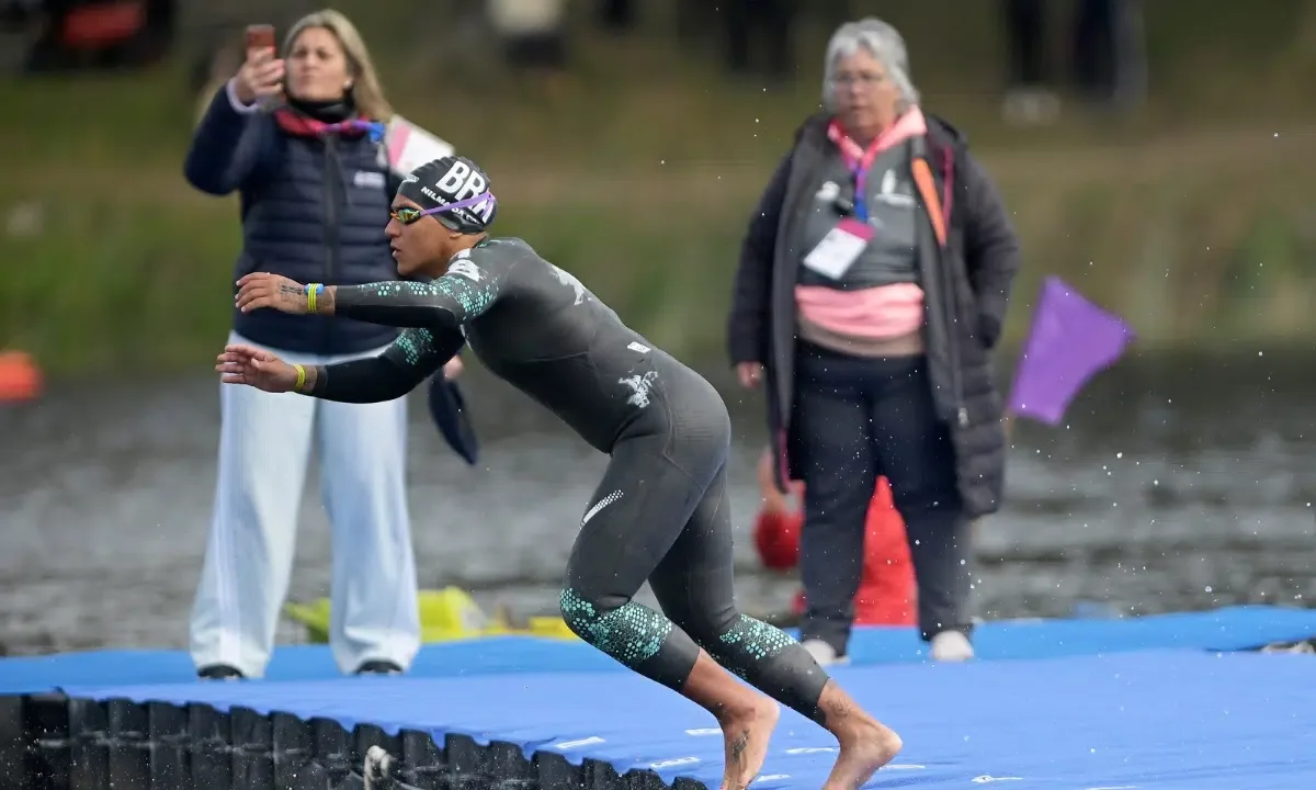 Ana Marcela vence os 10 km e Viviane fica com a prata em Santa Fé
