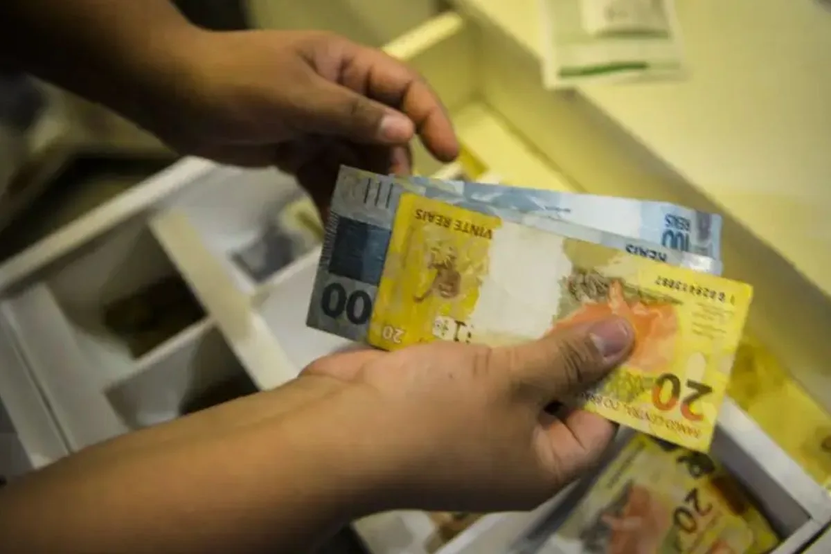Salário de setembro deve ser pago até 6 de outubro de 2026