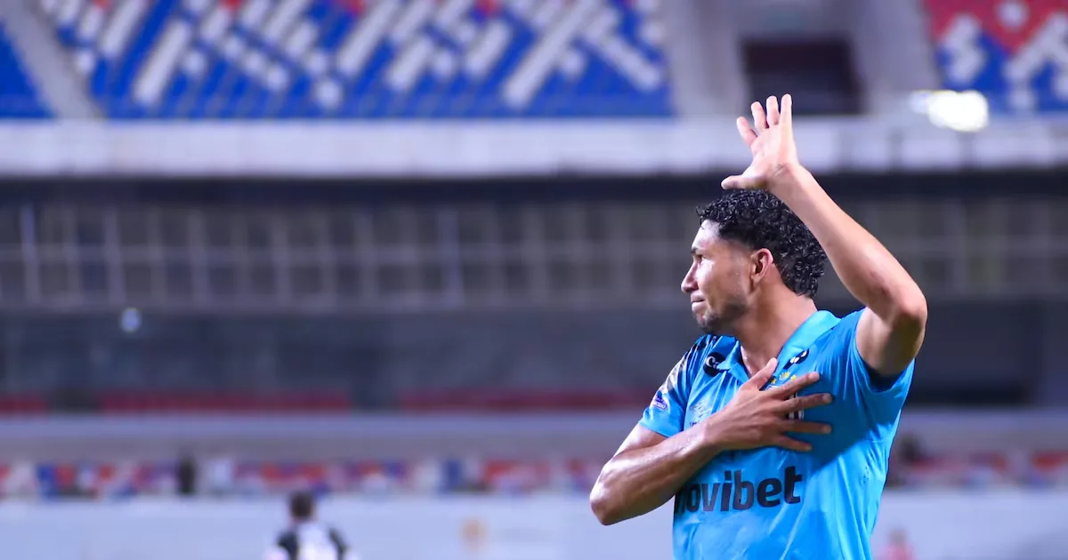Gabigol decide no fim, e Santos supera o Remo no Mangueirão