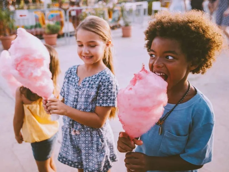 Dia das Crianças exige atenção à idade e ao consumo de doces