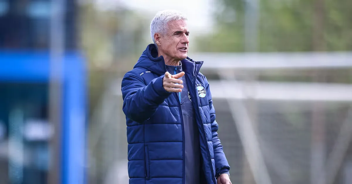 Grêmio encerra ciclo de Luís Castro após revés para o Vasco