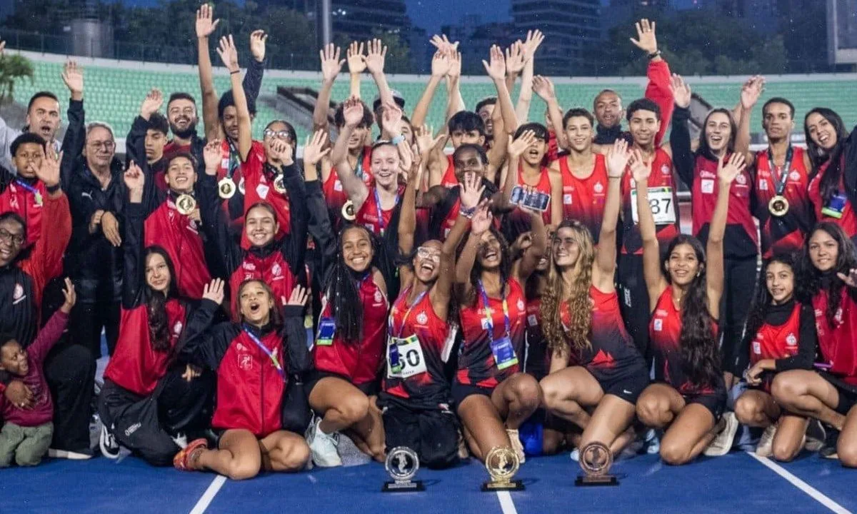 Centro Olímpico decide título sub-16 com recorde no 4x75m masculino